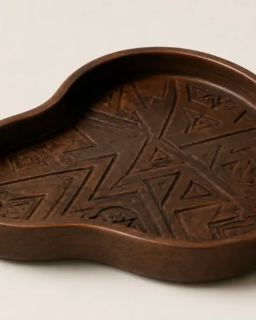 The relic tray